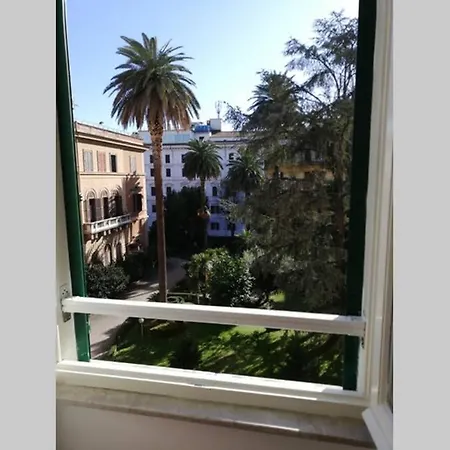 Ecce Appartement *